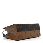 Reverse Monogram Giant Onthego MM