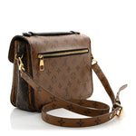 Reverse Monogram Pochette Metis