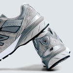 990v5 - Grey/Castlerock