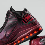 Lebron VII QS "Christmas" - Team Red/Metallic Silver/Black/Hot Red
