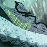 Space Hippie 04 - Grey/Volt